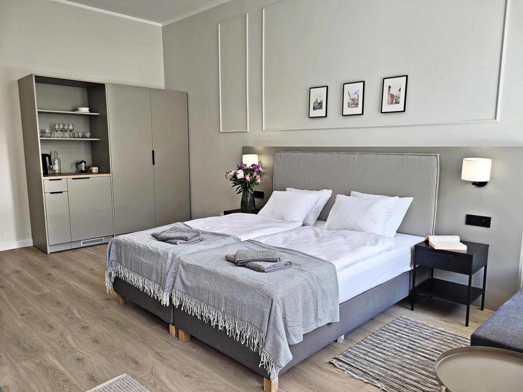 Anny 5 Aparthotel *